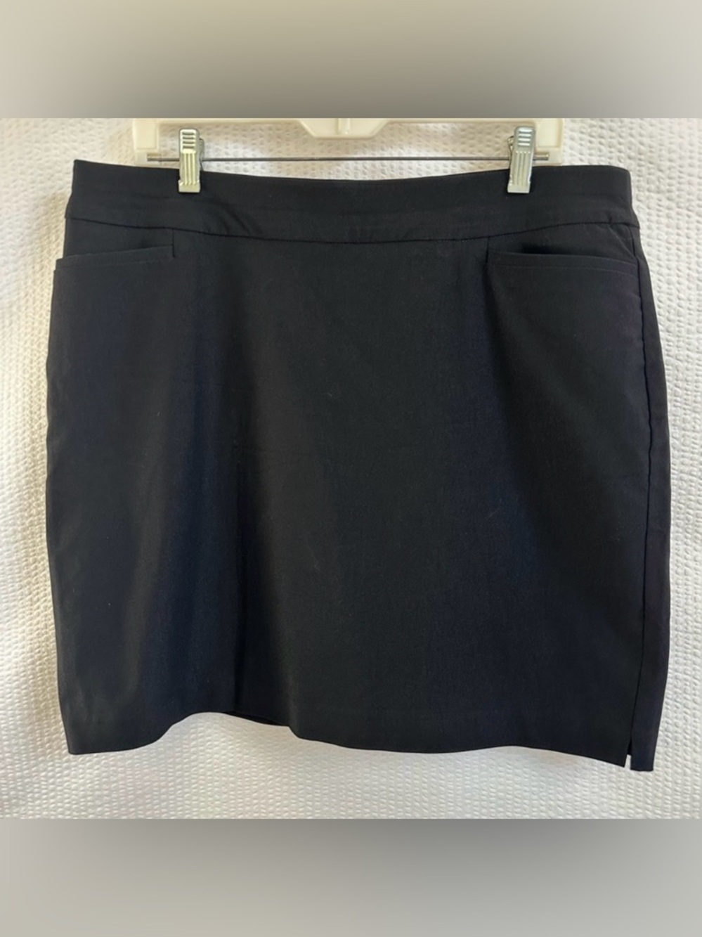Chico’s Black Pull On Pencil Skirt Women’s Size 14 Career Office Stretch Knit